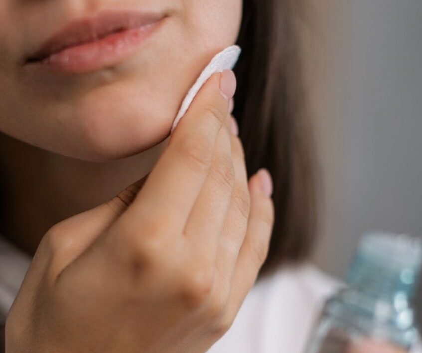 La Etiqueta de una Limpieza Facial: ¿Qué Viene Primero? 1 la etiqueta de una limpieza facial que viene primero