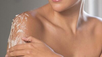 los mejores exfoliantes corporales piel radiante